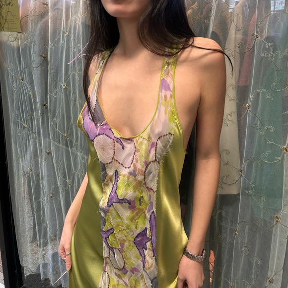 light green silk floral embellished midi dress silk chiffon beaded embroidery - Picture 4 of 6